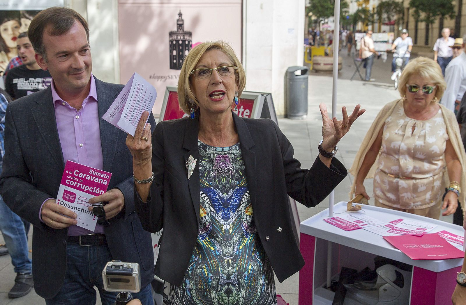 ROSA DÍEZ PRESENTA CAMPAÑA CONTRA CORRUPCIÓN EN SEVILLA