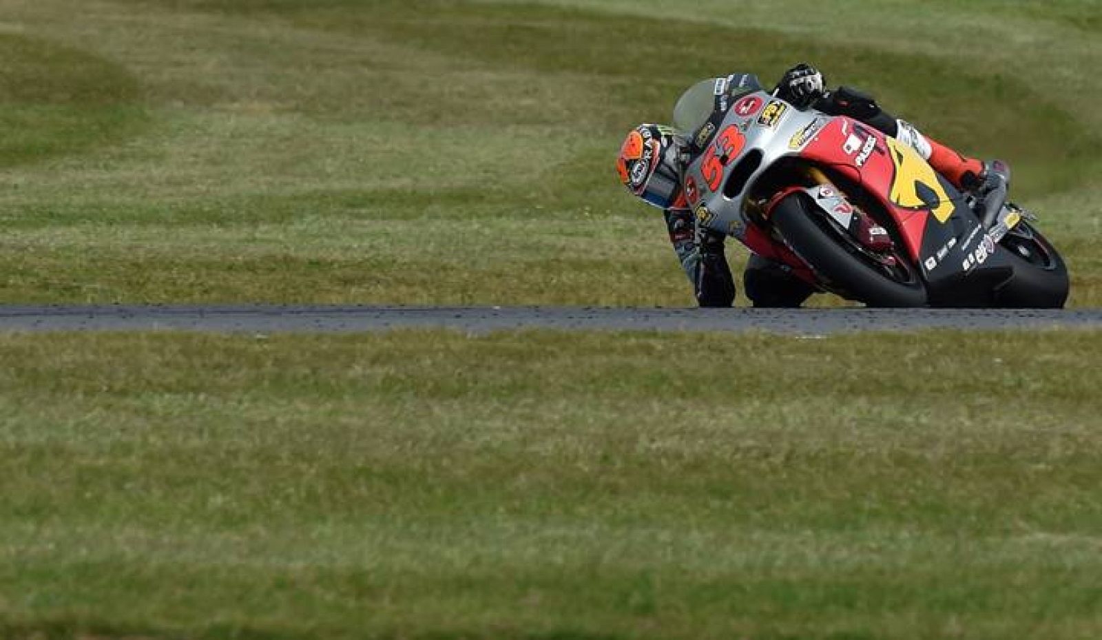 Rabat durante una de las vueltas para lograr la 'pole'.
