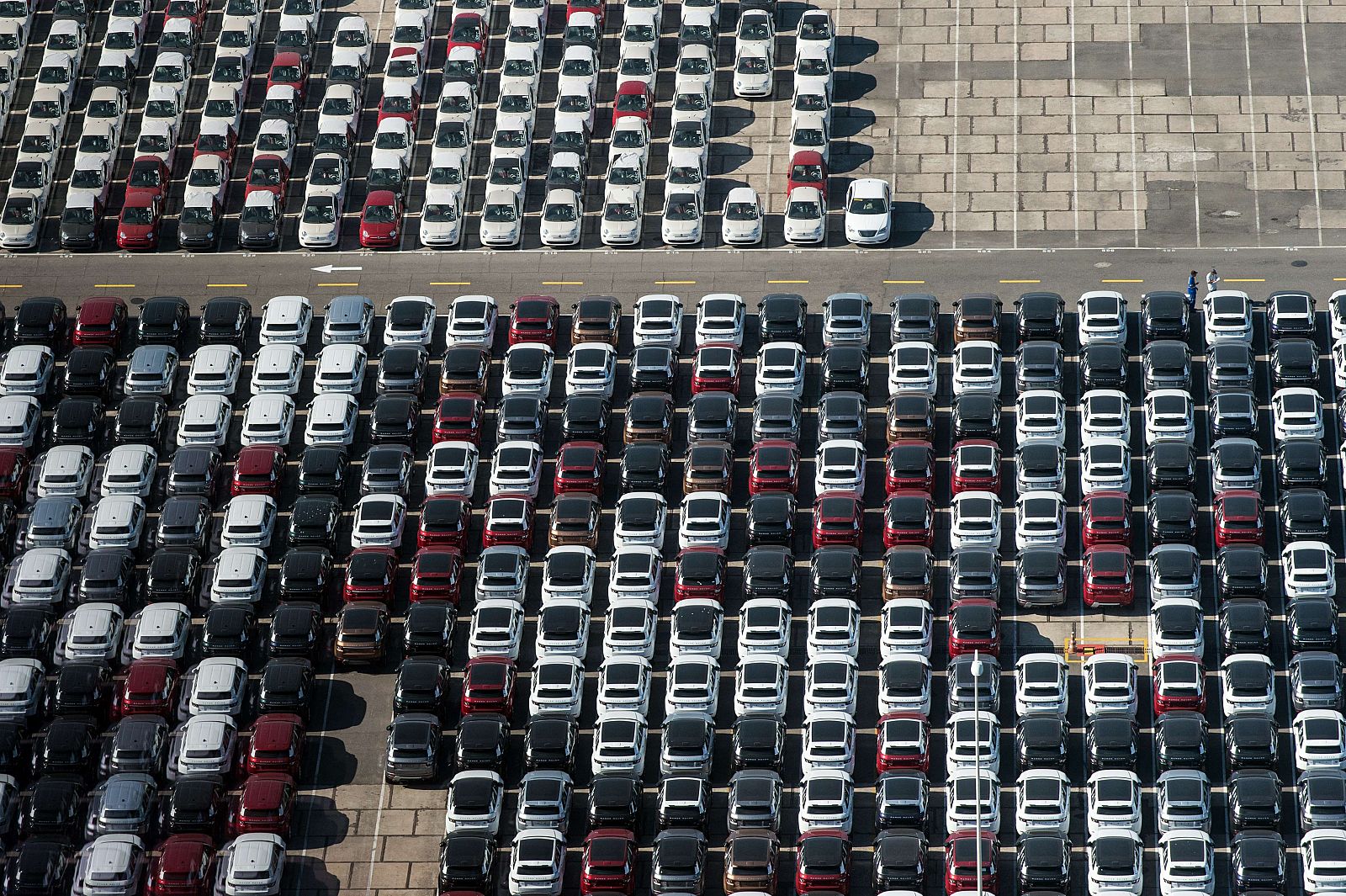 Automóviles en el puerto de Río de Janeiro (Brasil)