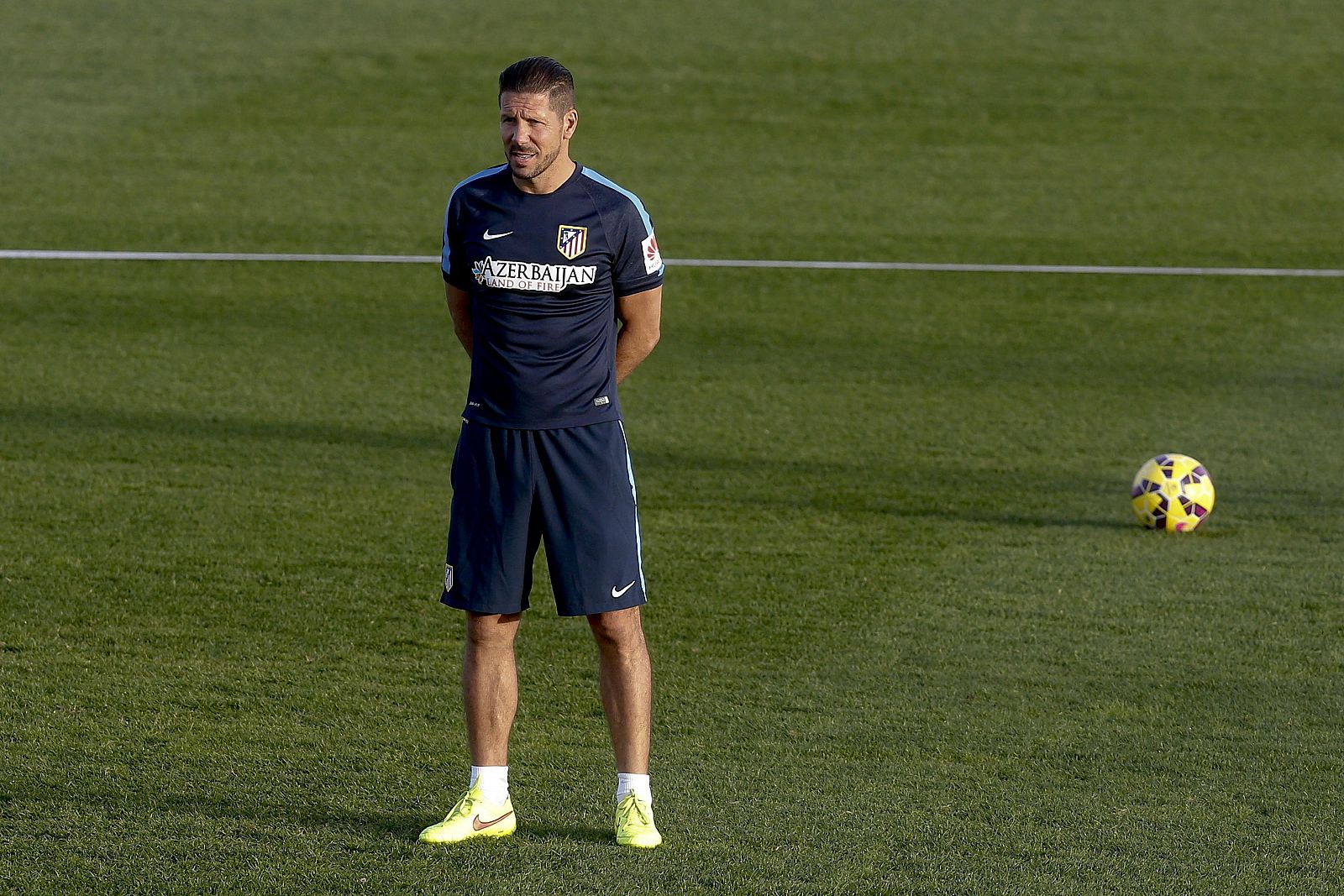 El entrenador argentino del Atlético de Madrid, Diego Simeone, durante el entrenamiento.