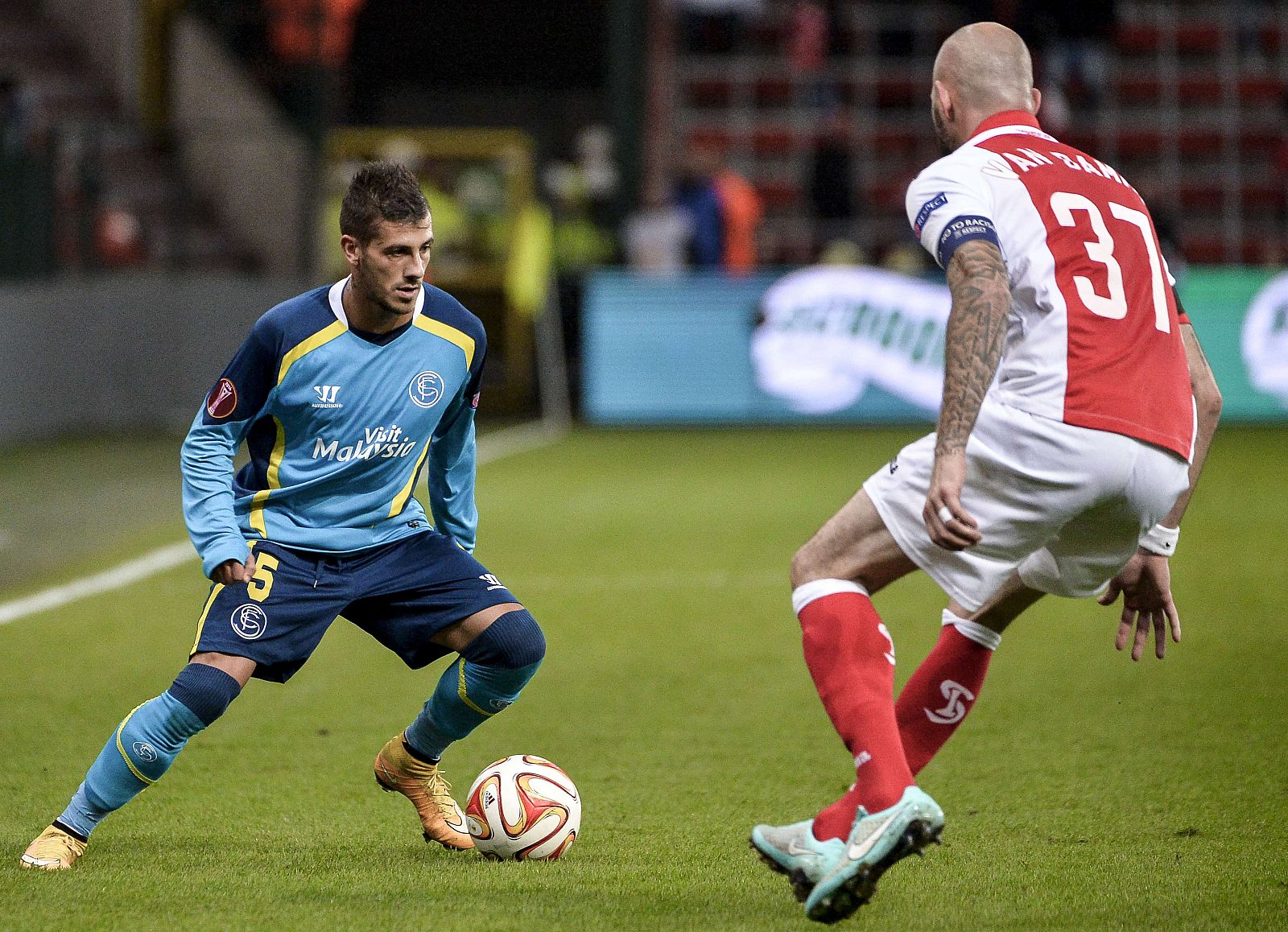 Diogo y Van Damme, en el partido entre ambos en Lieja.