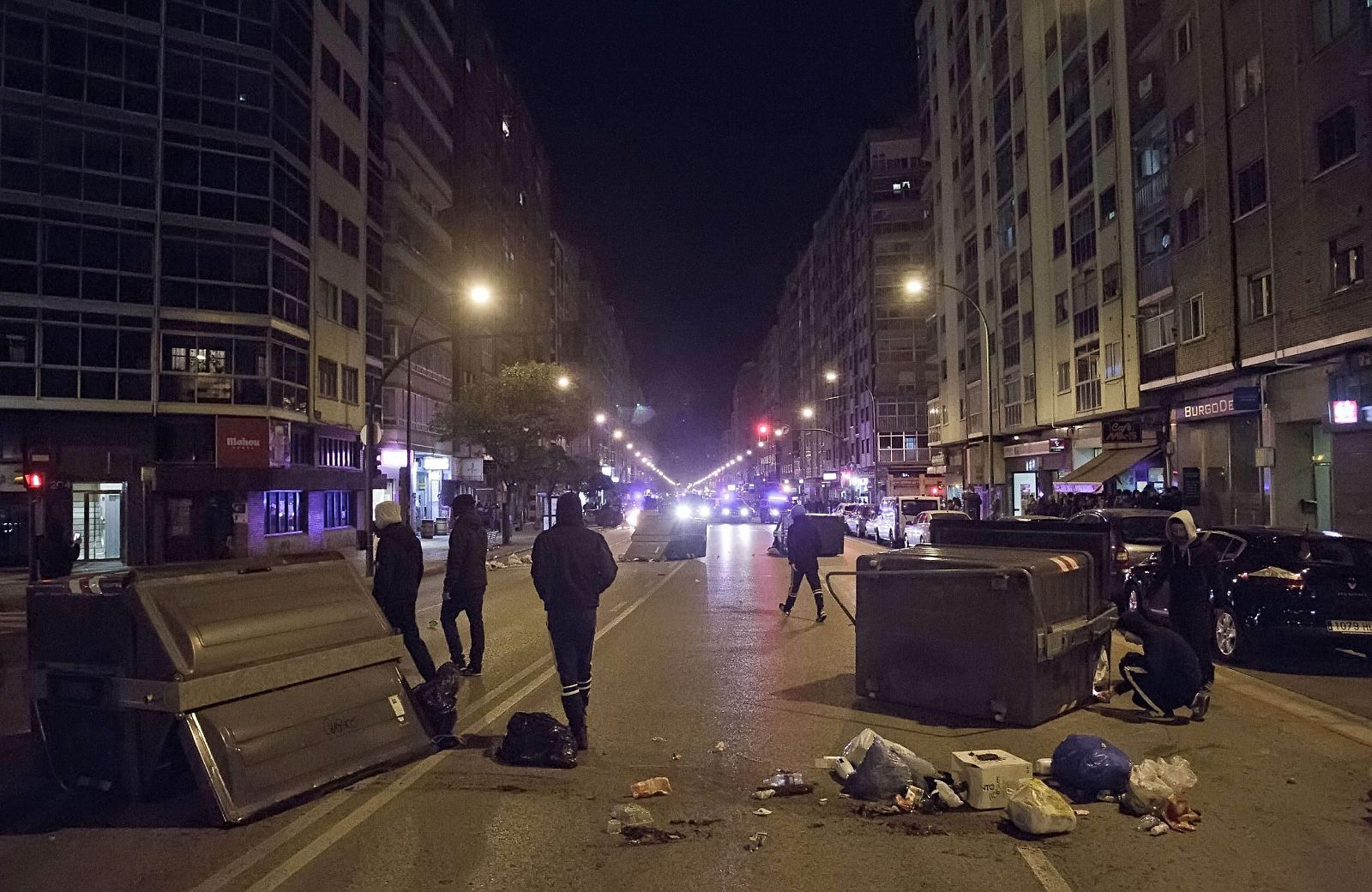 El barrio de Gamonal en la capital burgalesa ha vuelto a convertirse en el centro de disturbios.