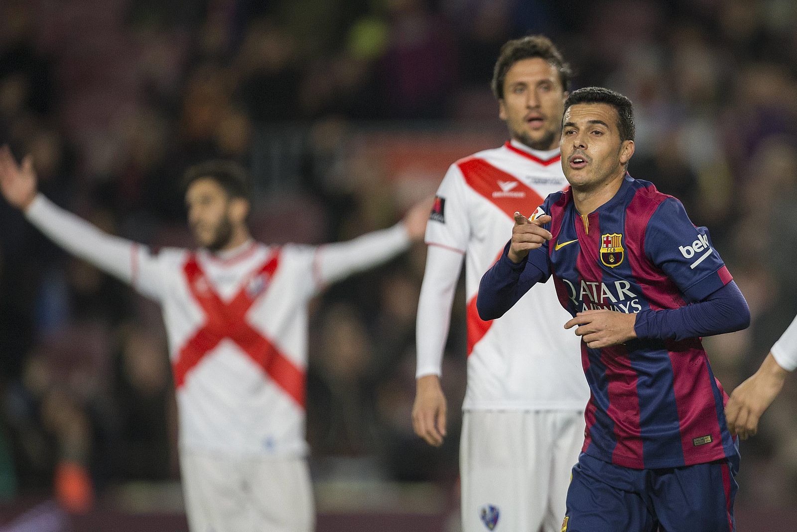 El delantero del FC Barcelona Pedro Rodríguez celebra uno de sus goles