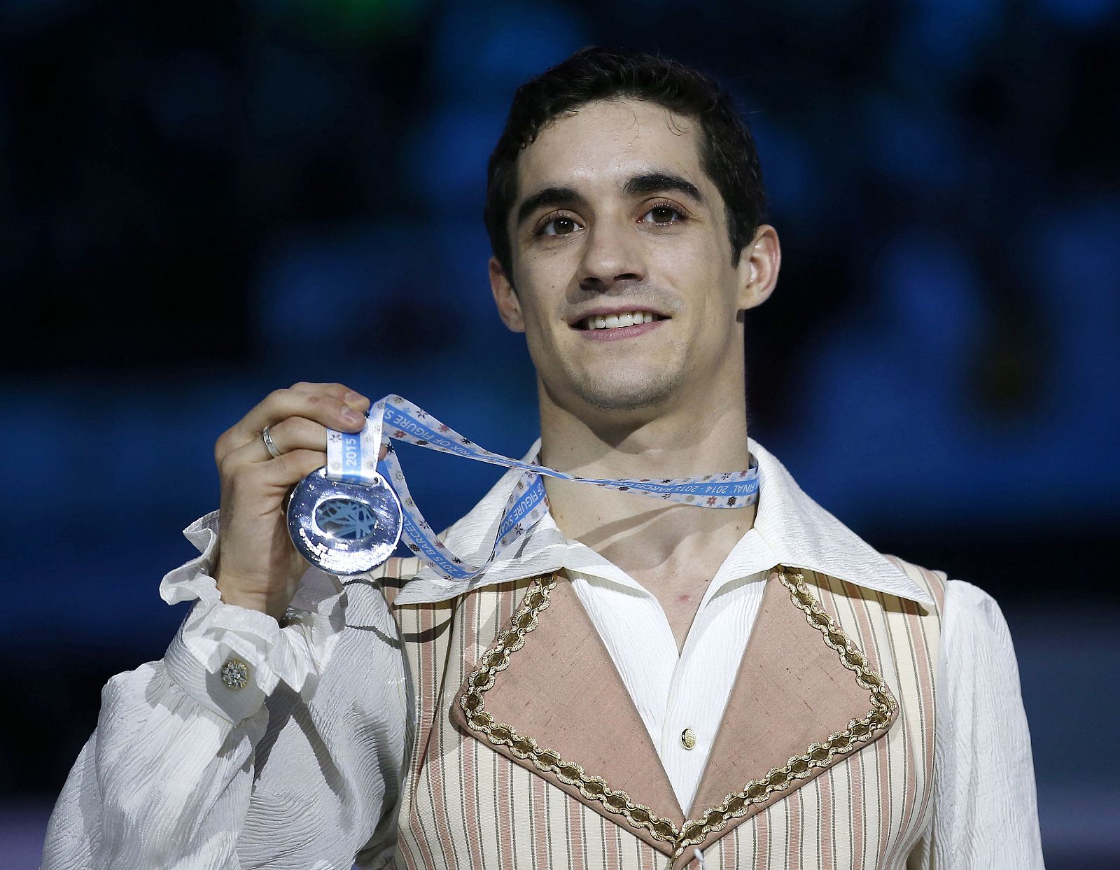 Javier Fernandez posa con su medalla en el reciente Grand Prix de Barcelona