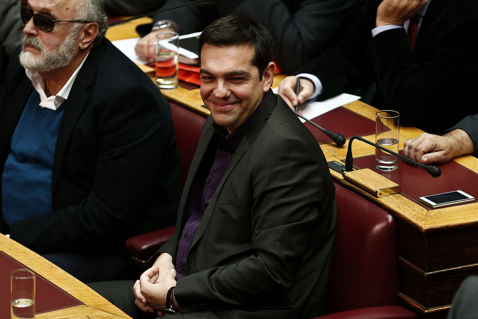 Alexis Tsipras, líder de Syriza, en el Parlamento griego durante la votación para elegir nuevo presidente