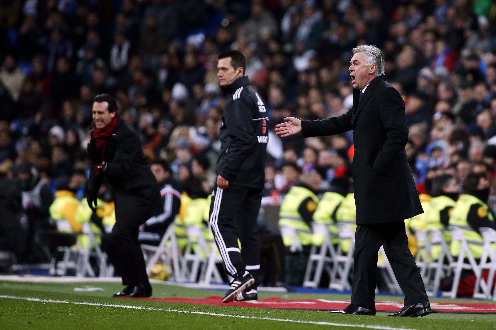 Imagen de Carlo Ancelotti y Unai Emery durante el partido.