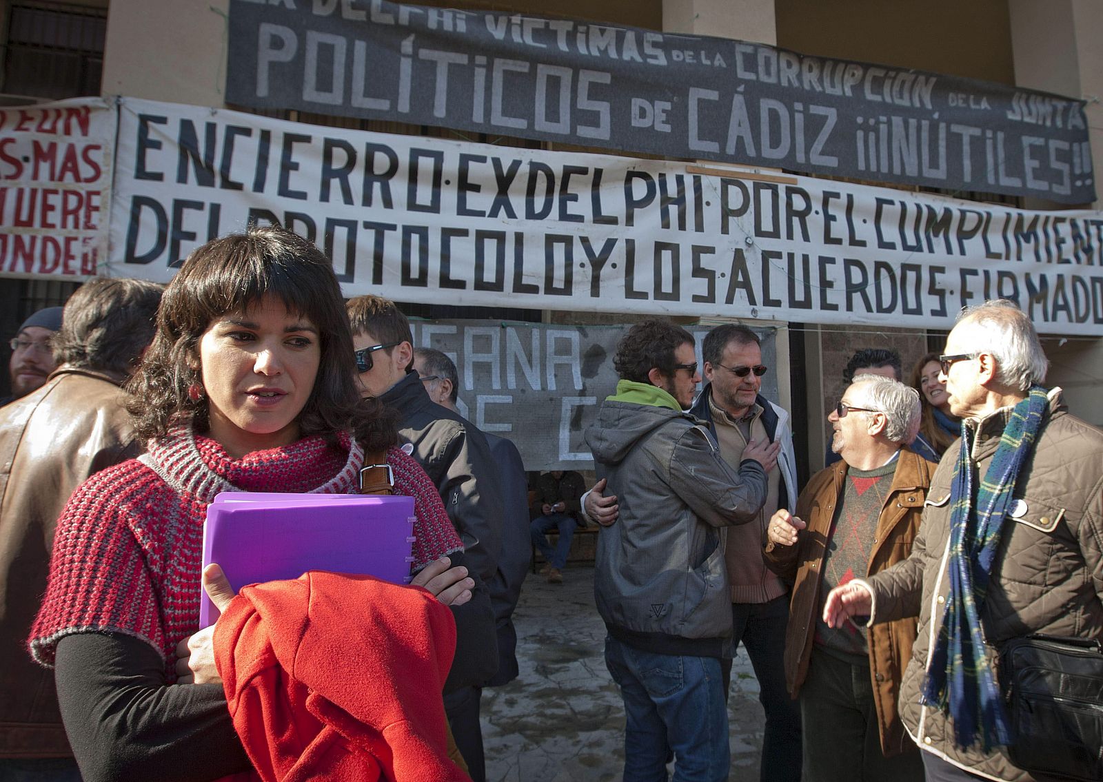 CAÑAMERO(SAT) Y RODRÍGUEZ(PODEMOS) ARROPAN A EXDELPHIS EN SU AÑO DE ENCIERRO