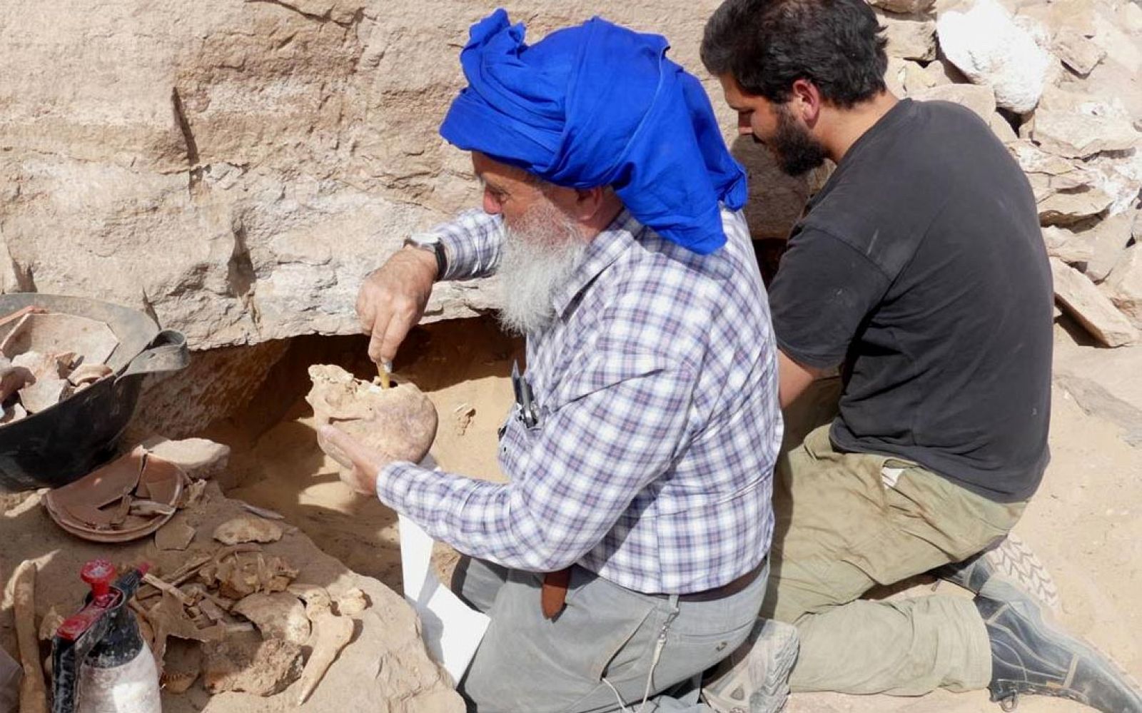 Excavación en la necrópolis de Qubbet el-Hawa.