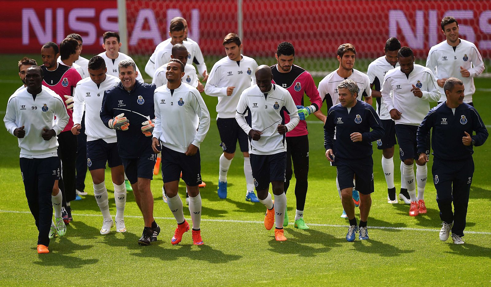 El Oporto durante el entrenamiento previo al partido.