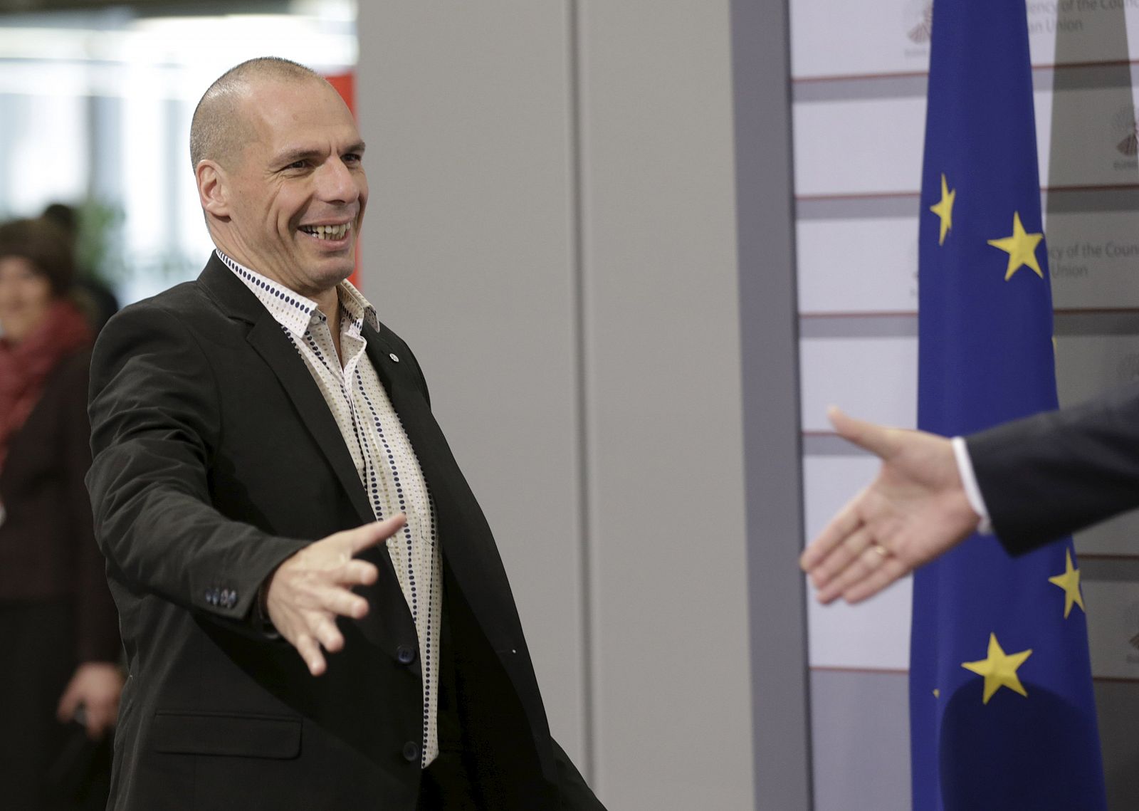 El ministro de Finanzas de Grecia, Yanis Varufakis, a su llegada al Ecofin de Riga