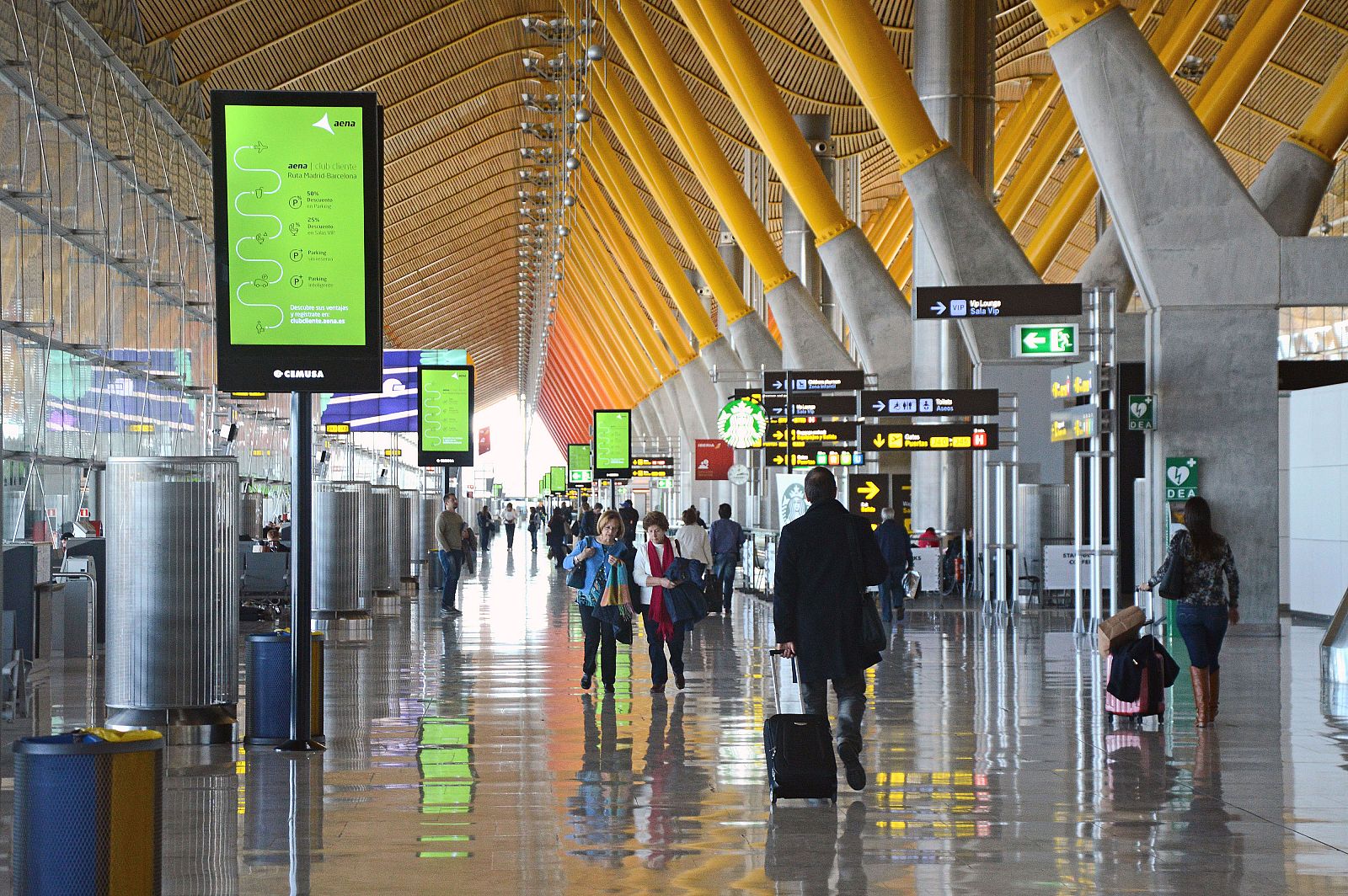 Zona de embarque de la Terminal T4 del Aeropuerto Adolfo Suárez Madrid-Barajas