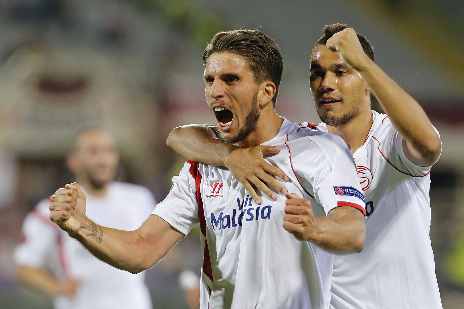 Carriço celebra el segundo gol del Sevilla en Florencia.