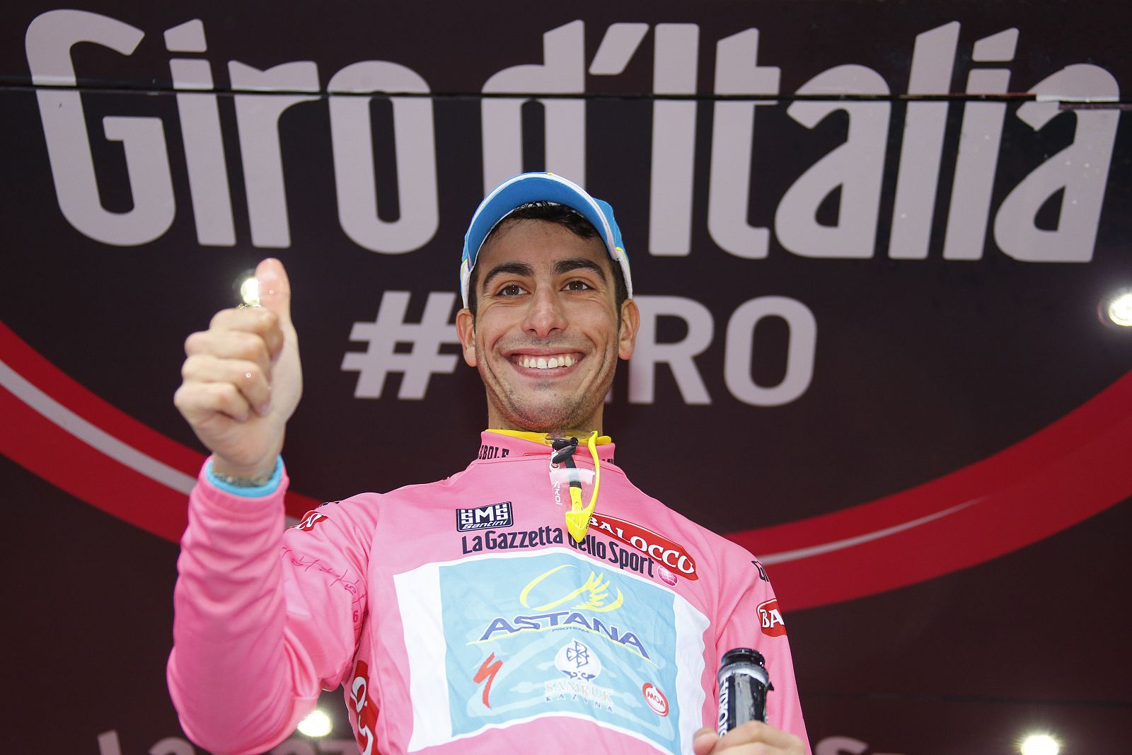 El ciclista italiano Fabio Aru es el nuevo líder del Giro de Italia.