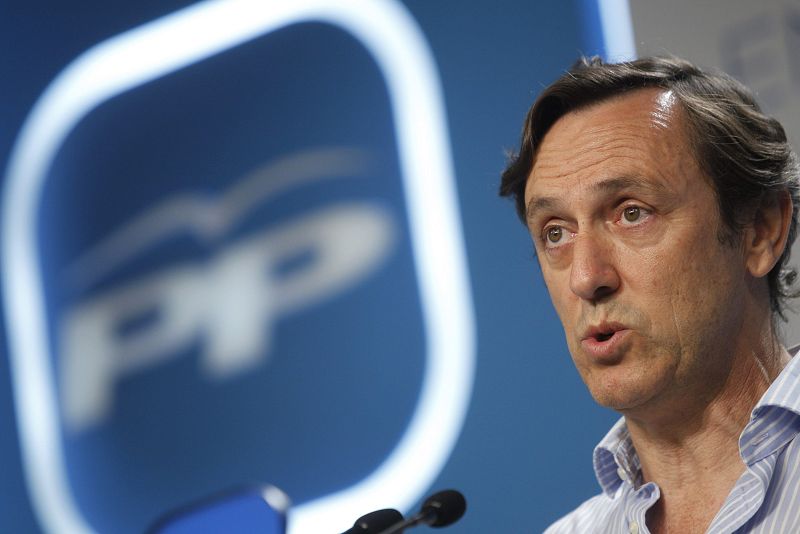 El portavoz parlamentario del PP, Rafael Hernando, durante la rueda de prensa que ha ofrecido en la sede del partido.
