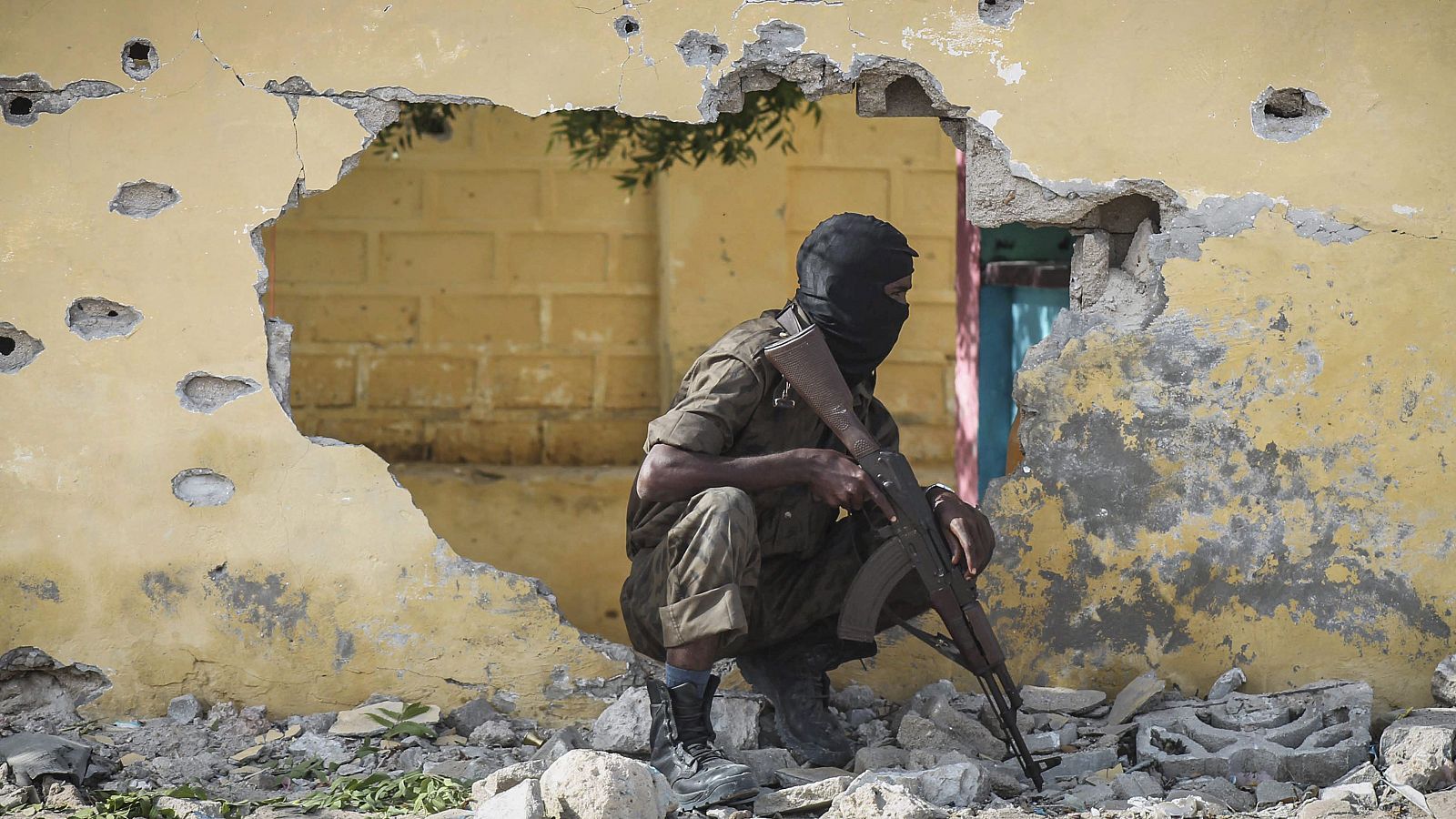 al-Shabab attacks in Mogadishu