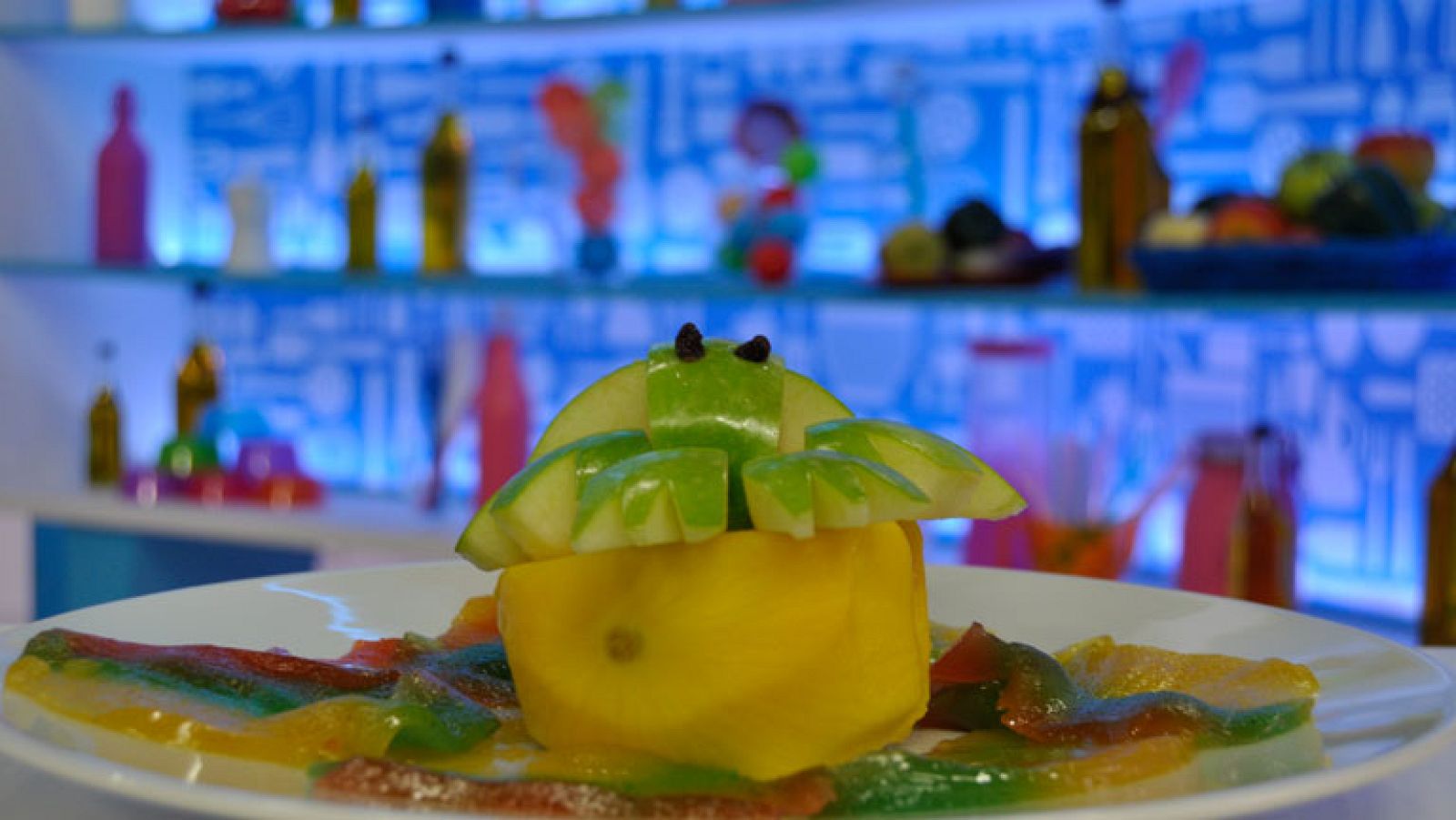 Receta - Rana de manzana sobre nenúfar de mango