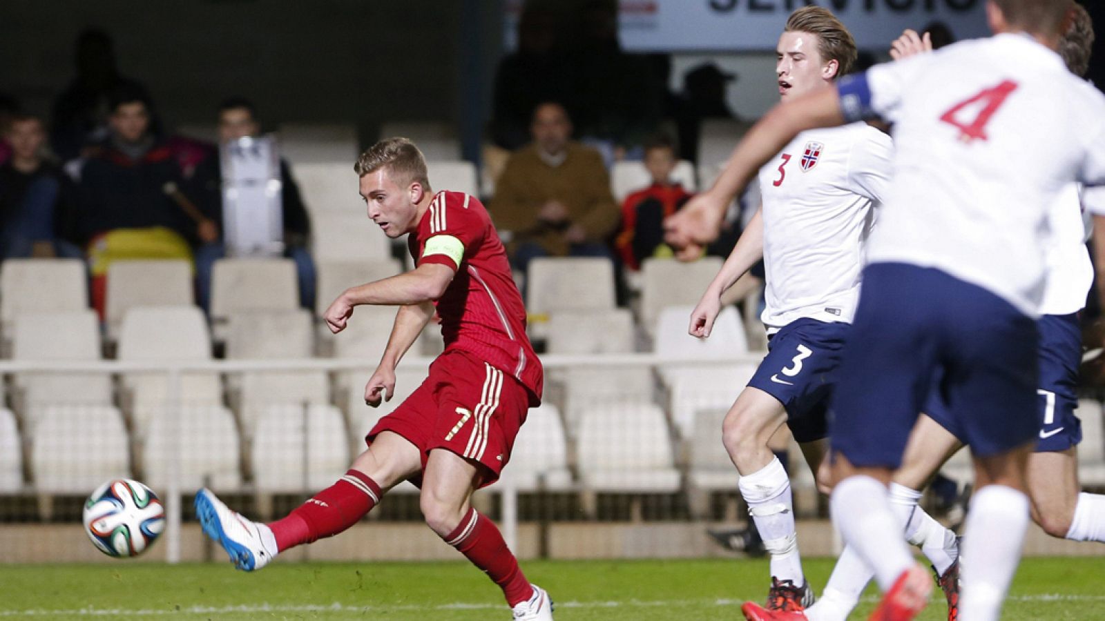 Deulofeu, en un partido con las catergorías inferiores de la selección española