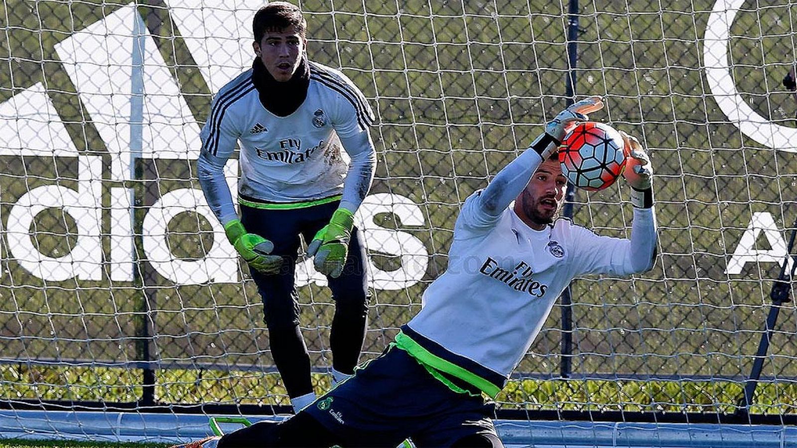 Kiko Casilla, realiza el primer entrenamiento con el Madrid