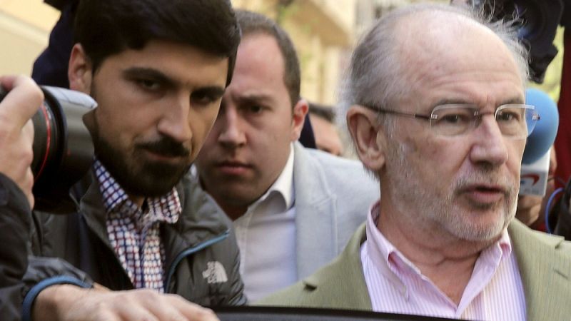 Rodrigo Rato sale de su domicilio