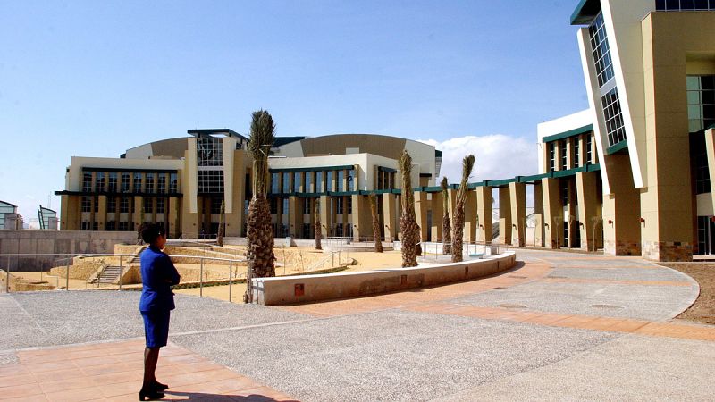 Estudios de la Ciudad de la Luz en Alicante