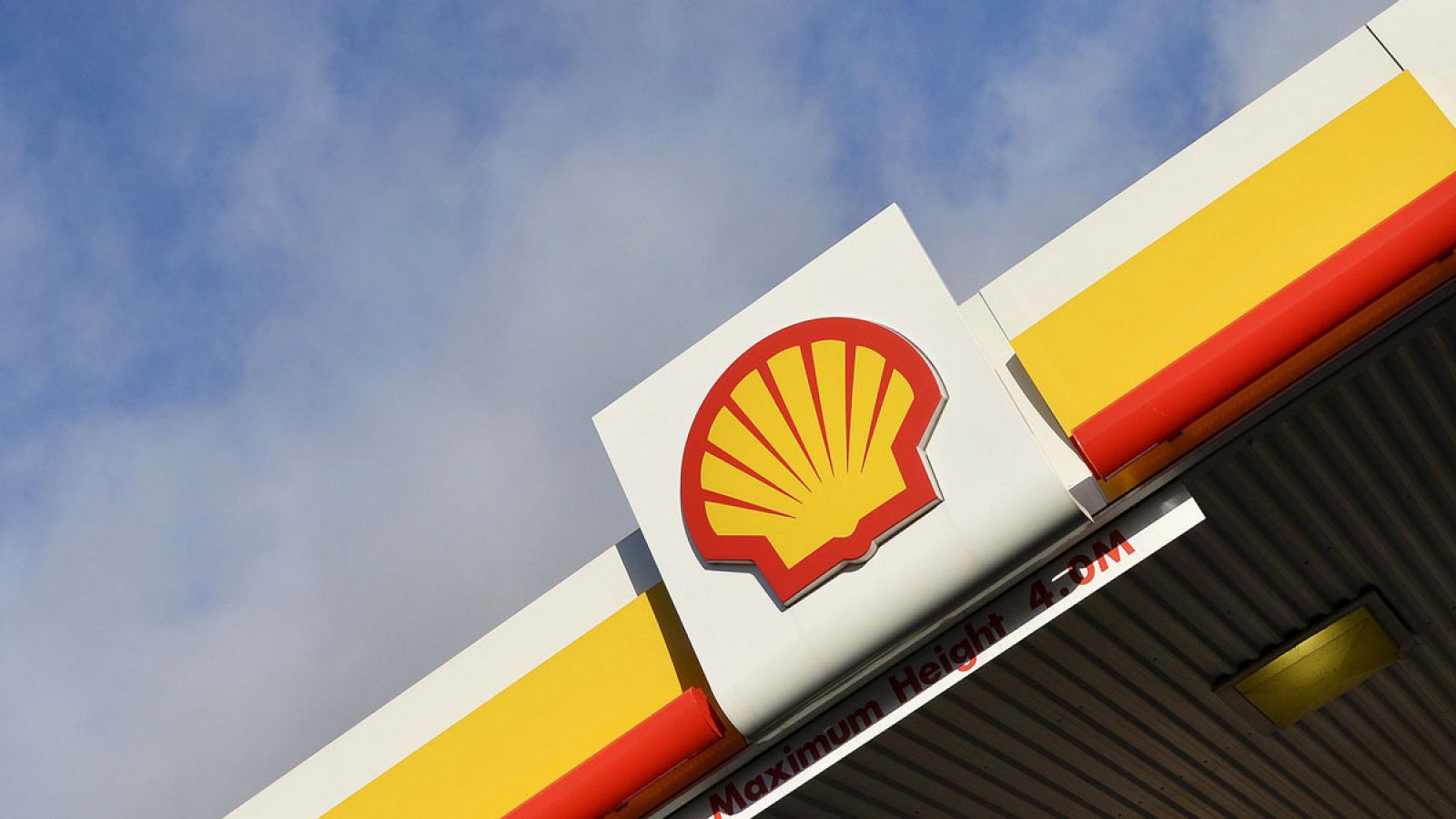 Logo de Shell en una de sus gasolineras
