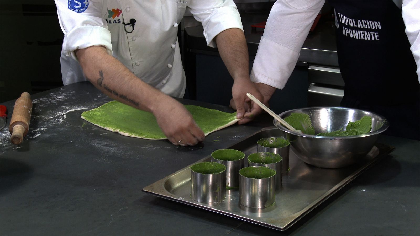 Ángel León presenta el ingrediente que ha desarrollado para el consumo humano: el plancton