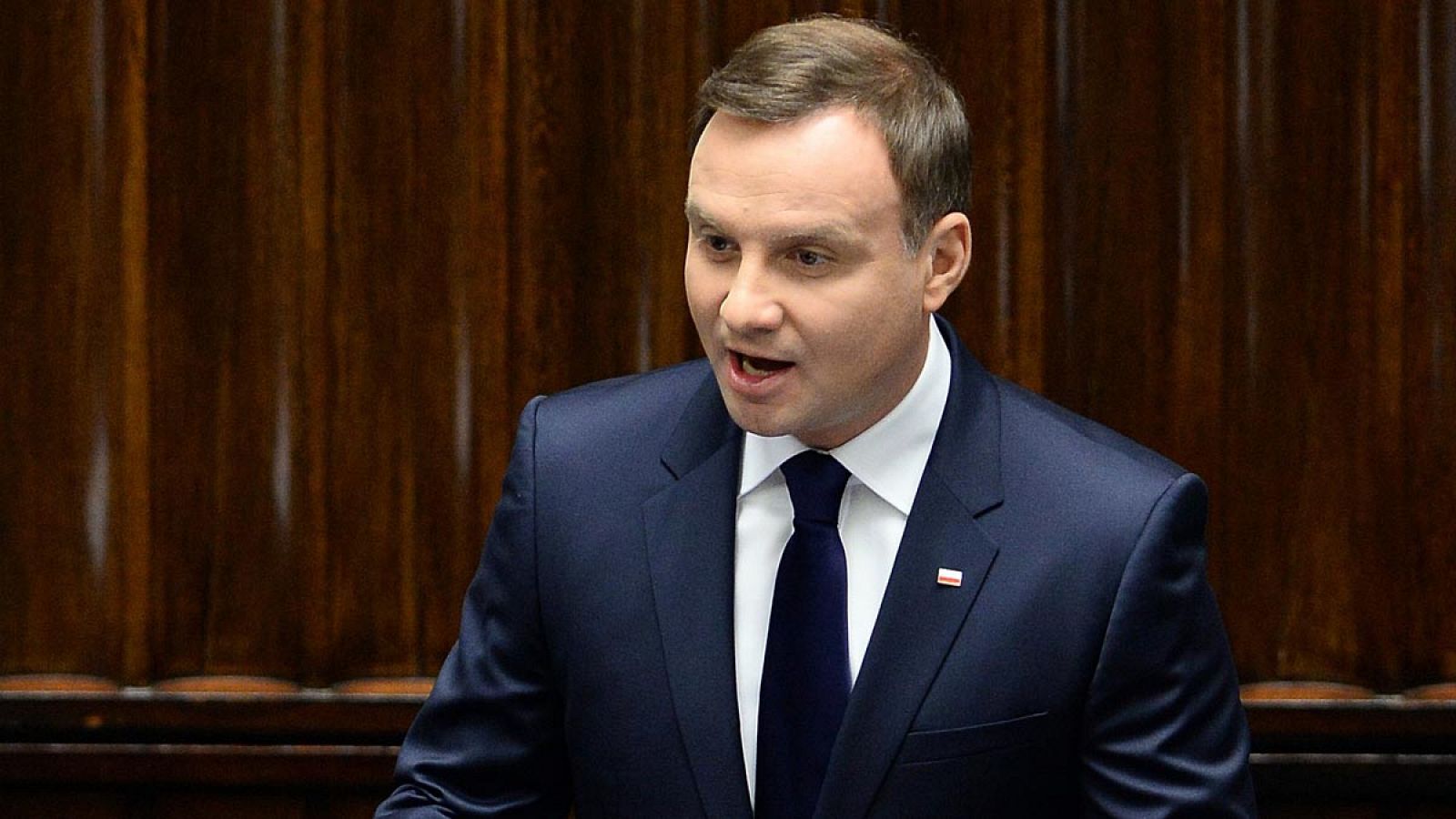 El presidente polaco Andrzej Duda pronuncia un discurso durante la ceremonia de toma de posesión en Varsovia (Polonia)