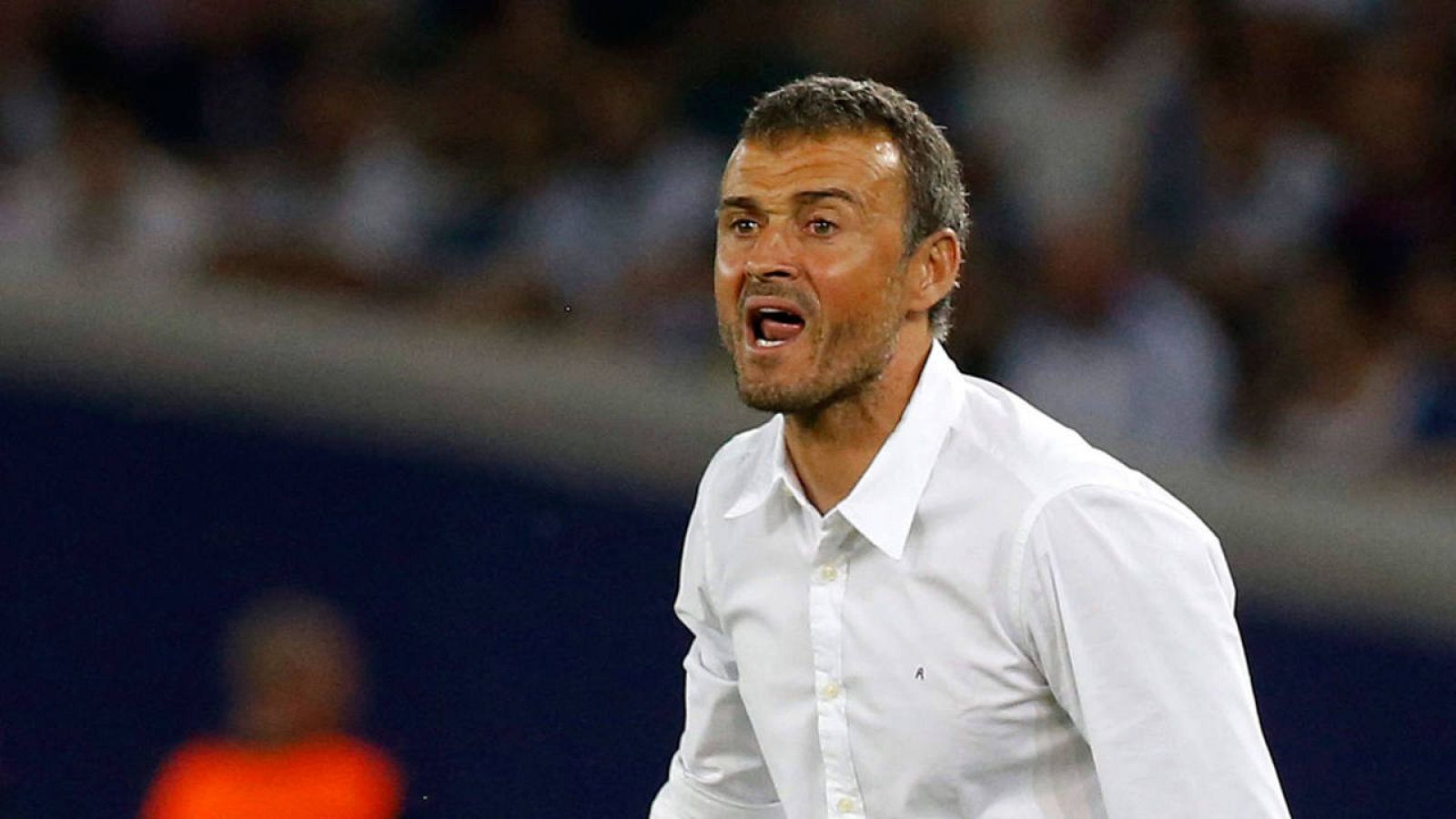  El entrenador del FC Barcelona, Luis Enrique Martínez, durante el partido de la Supercopa de Europa contra el Sevilla