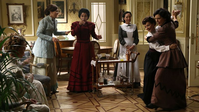 Consuelo revoluciona el barrio