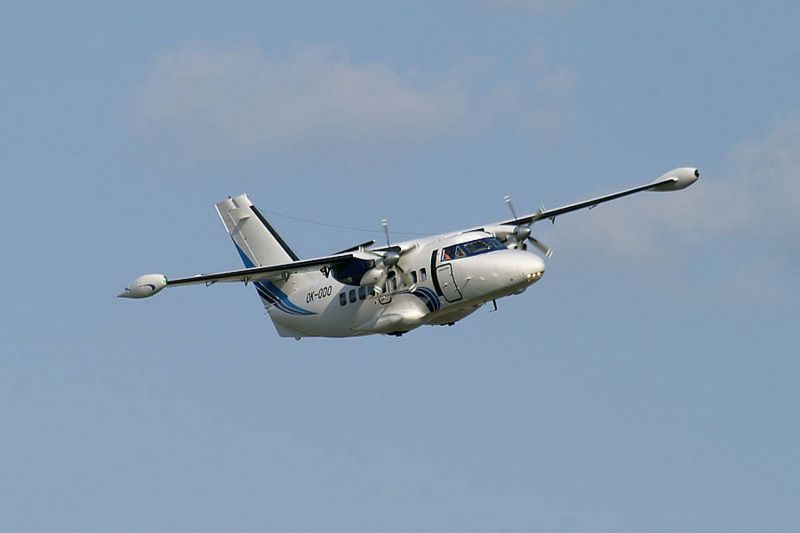 Imagen de un  L-410 Turbolet, un avión comercial y de transporte.