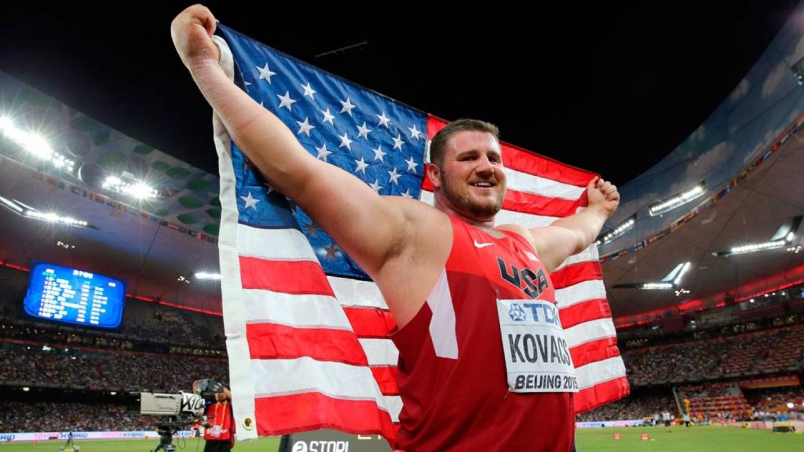 El estadounidense Joe Kovacs, campeón del mundo de lanzamiento de peso