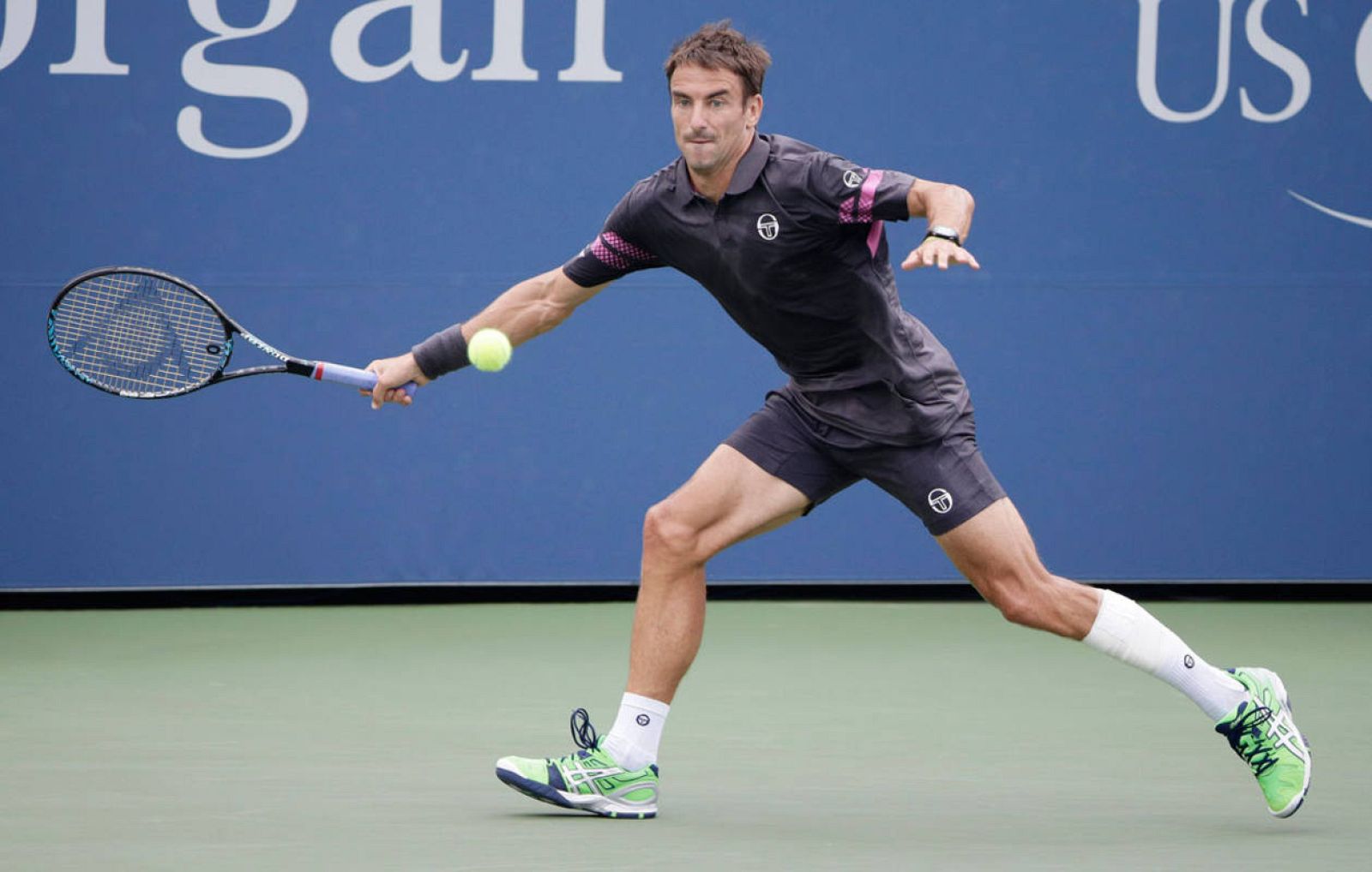 Robredo en su partido ante el galo