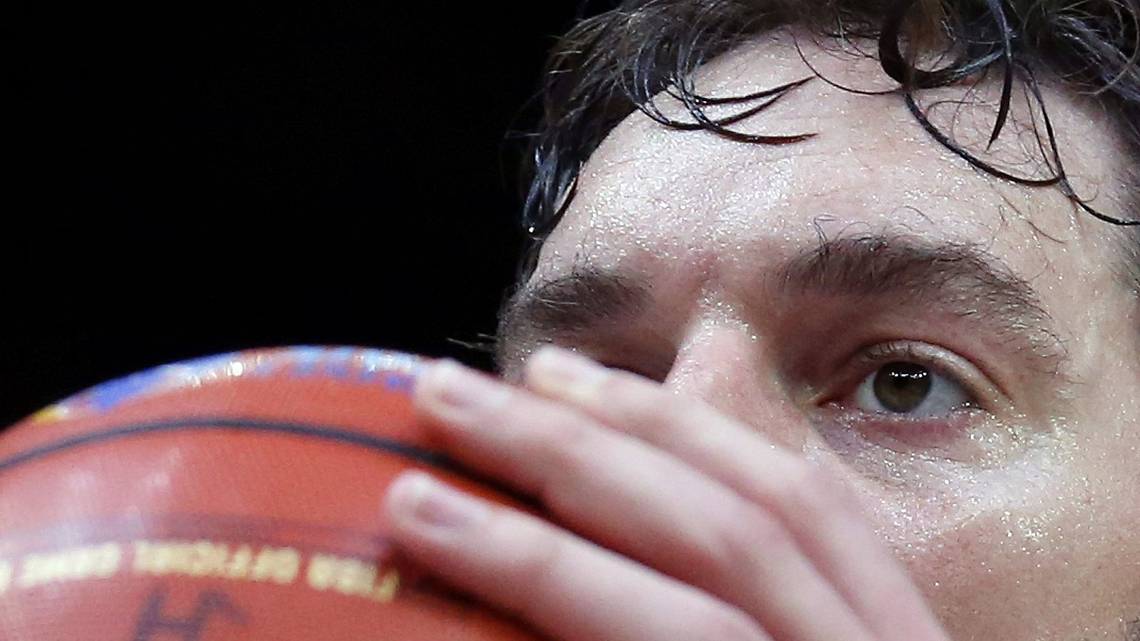 Pau Gasol, en el partido contra Polonia.