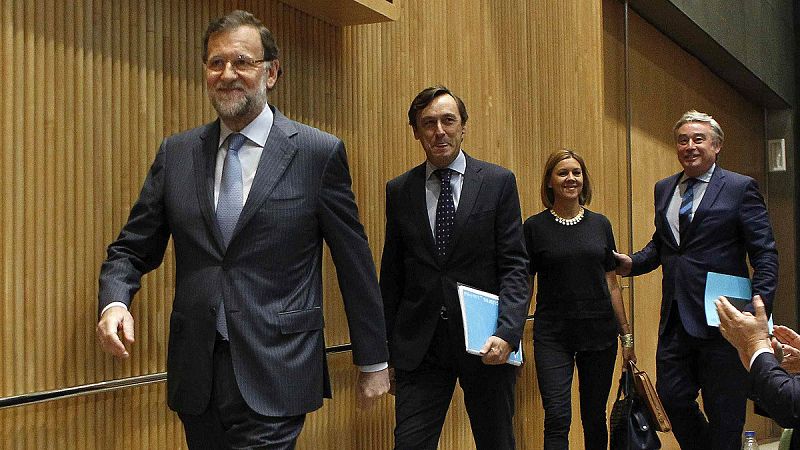 El presidente del Gobierno, Mariano Rajoy, a su llegada a la reunión plenaria del Grupo Popular en el Congreso.