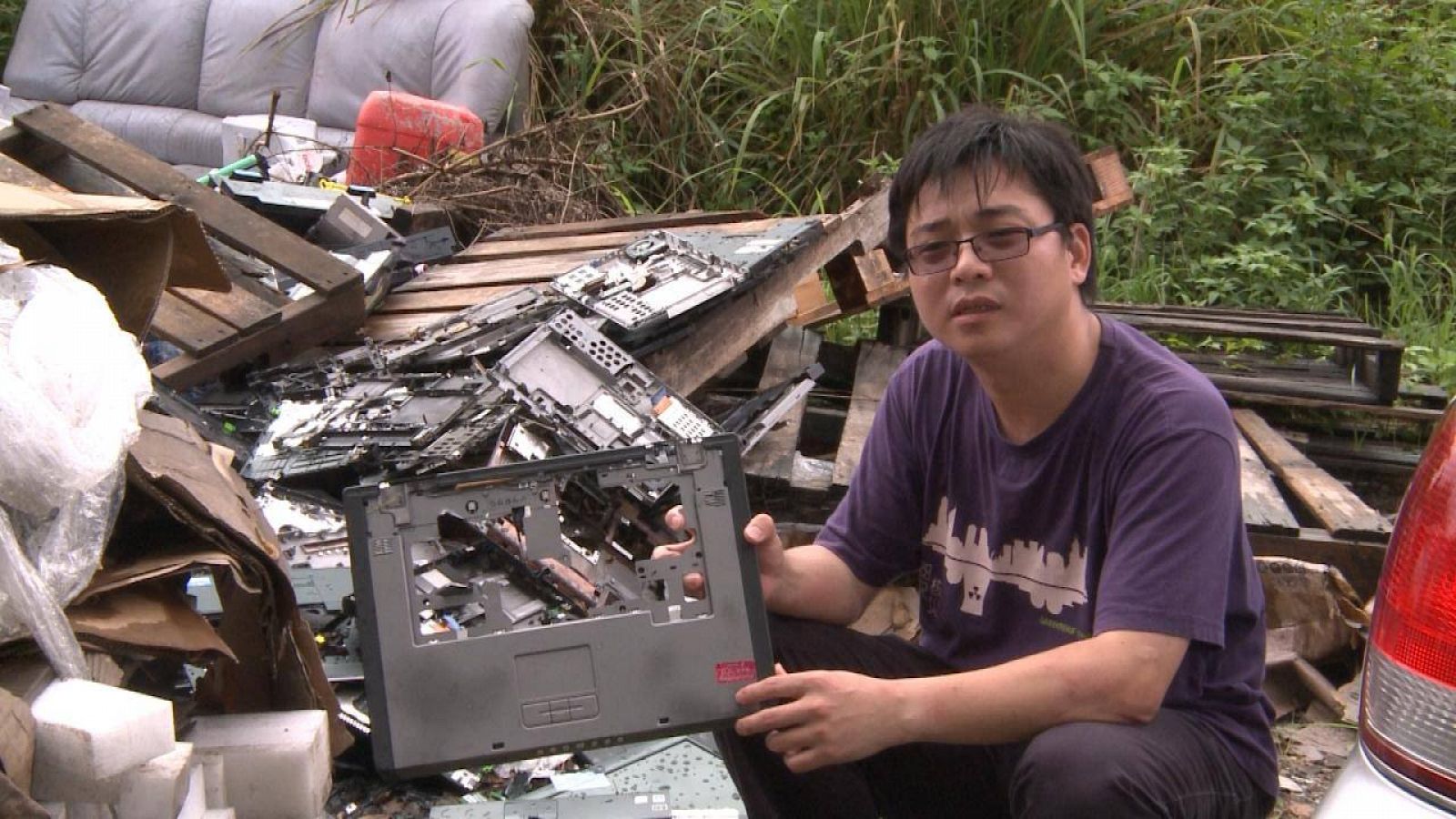  'La tragedia electrónica' un reportaje de 'Documentos TV'