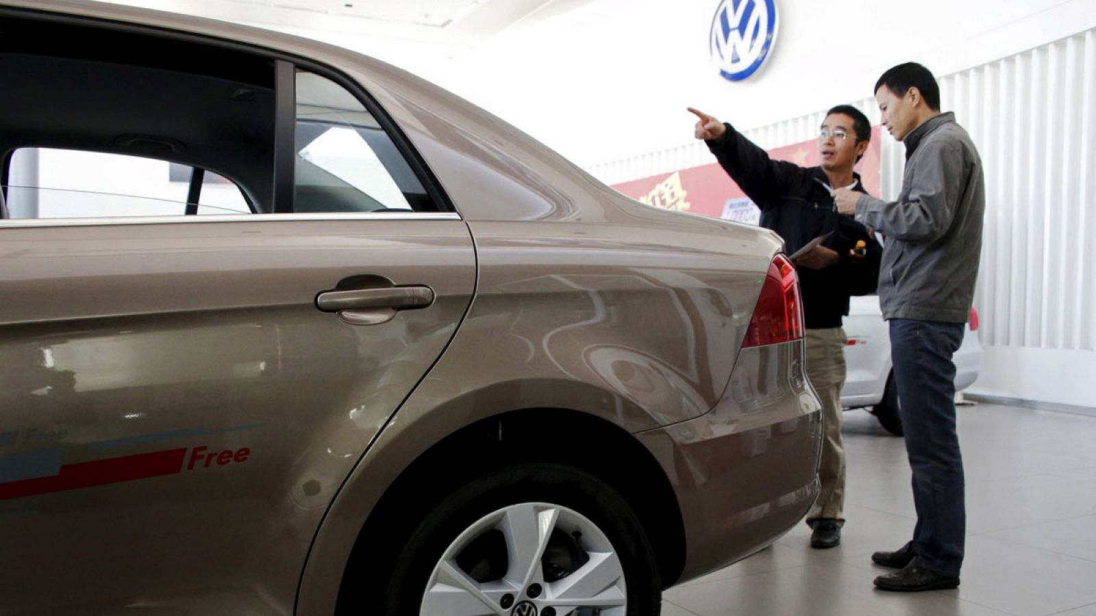 Las ventas de Volkswagen empiezan a resentirse en Asia por el escándalo de la manipulación de motores.