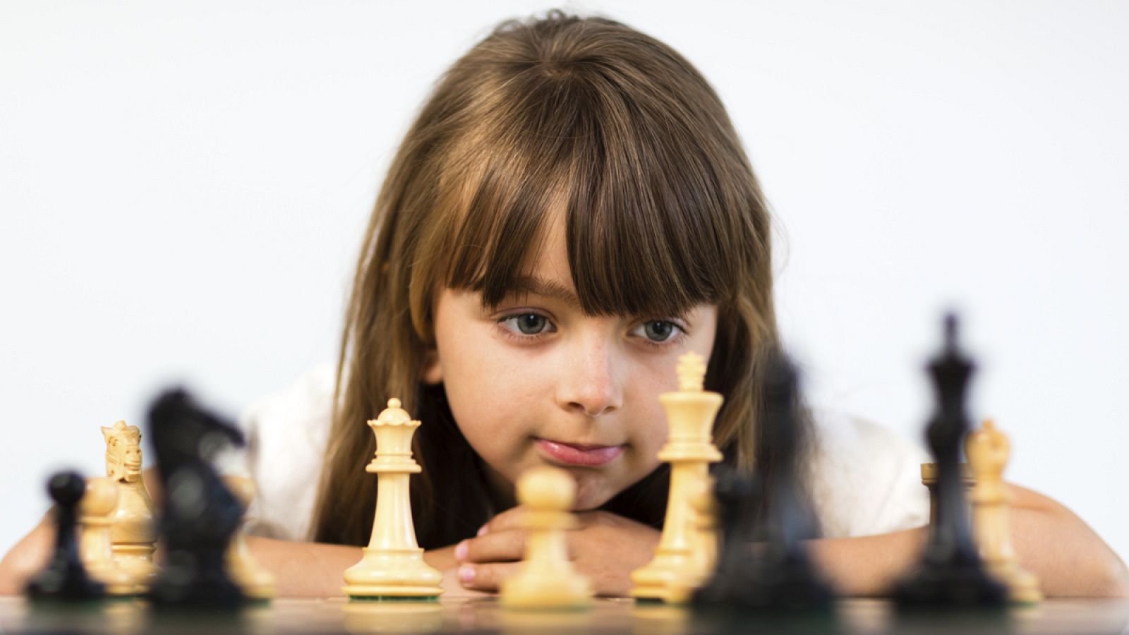 Diferentes estudios científicos han demostrado que el ajedrez permite desarrollar habilidades y valores fundamentales para el ser humano.