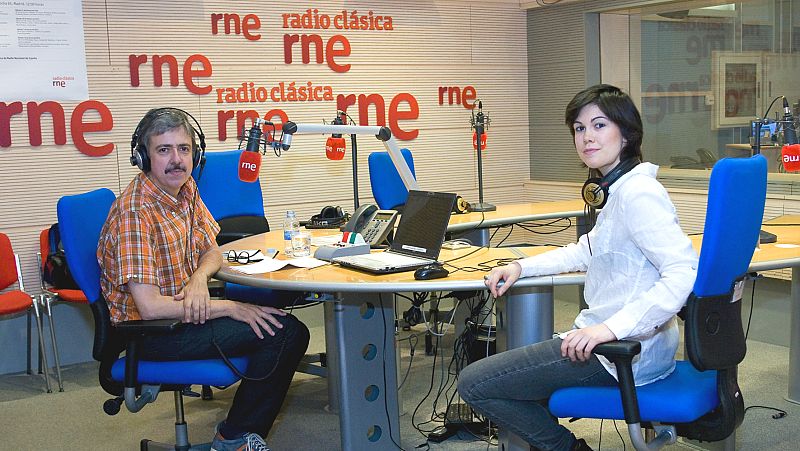 Isabel Villanueva con Jesús Trujillo, director de 'La dársena' el pasado mes de mayo