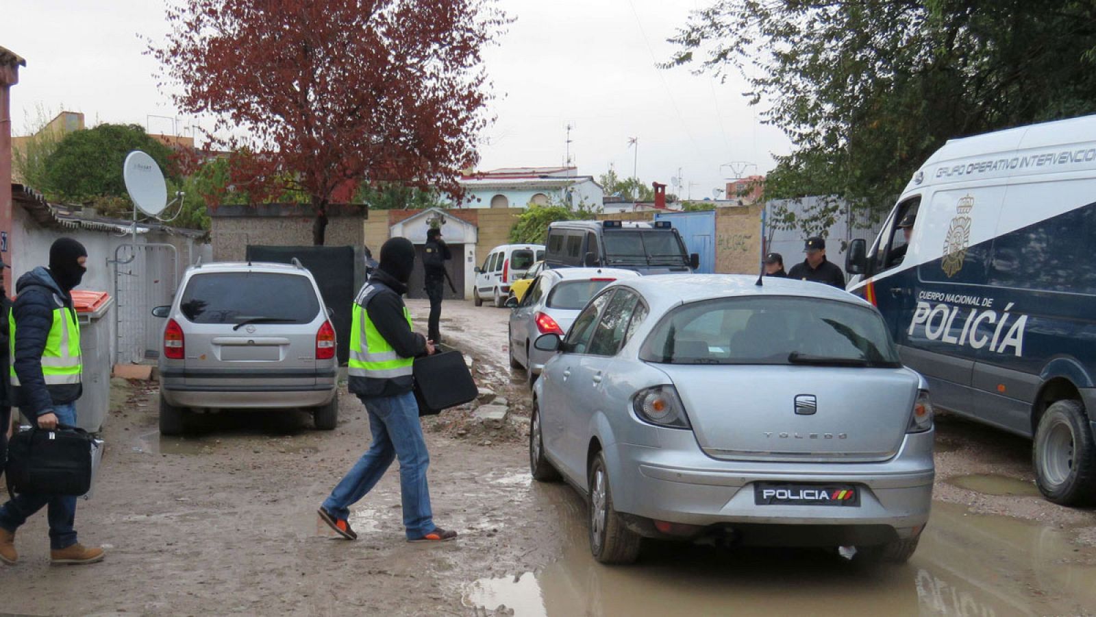 Operación en la que han sido detenidos tres presuntos yihadistas en Madrid en el poblado de la Cañada y en Vallecas