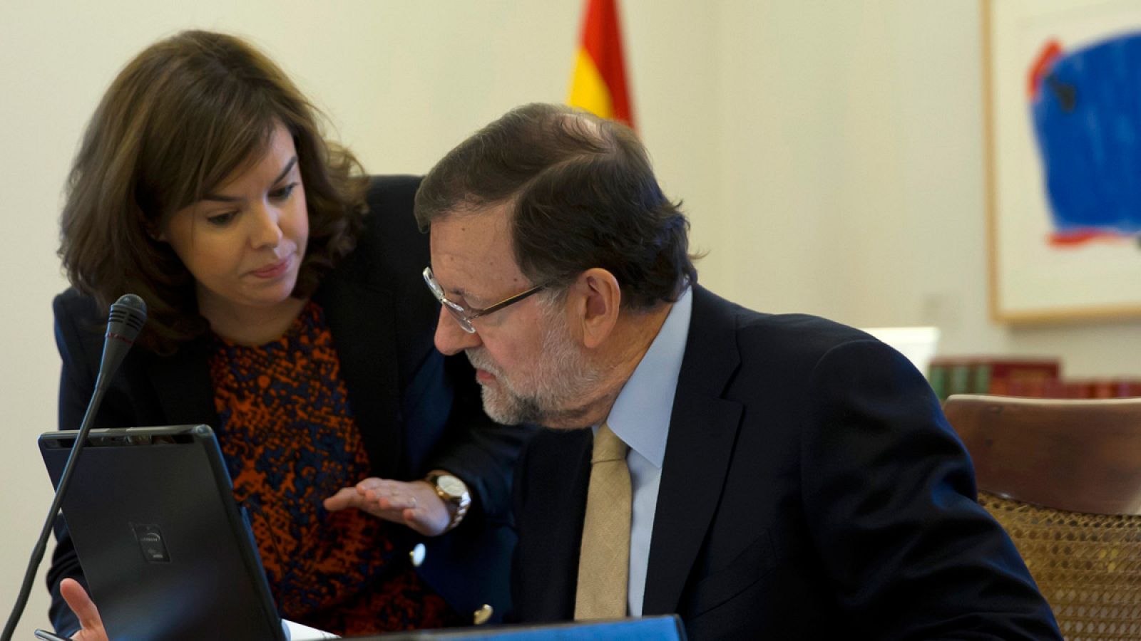 Rajoy y Sáenz de Santamaría, durante el Consejo de Ministros.