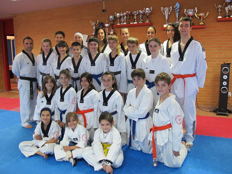 La "familia" del Club S&aacute;nchez Elez-Sanabria