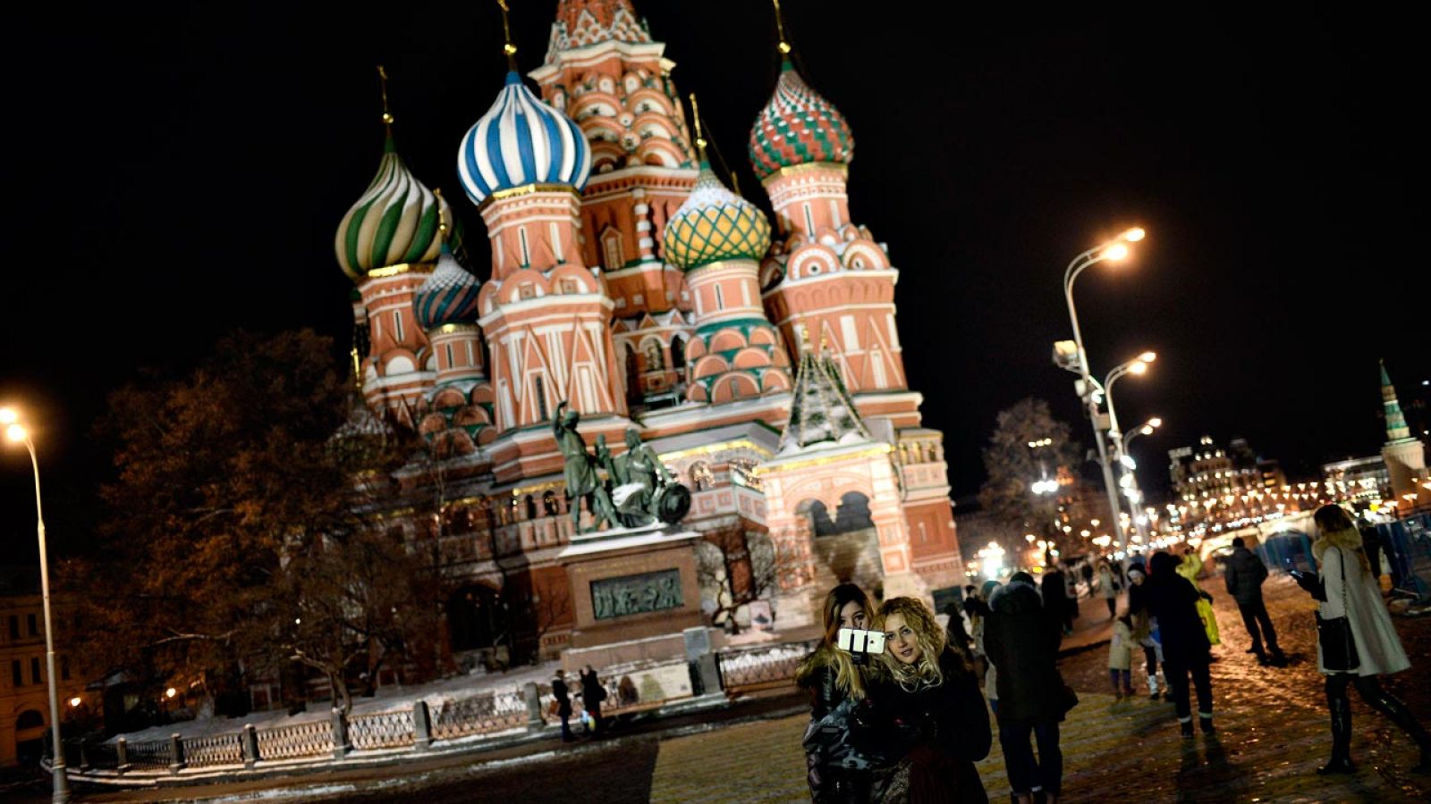 Turistas en la Plaza Roja de Moscú