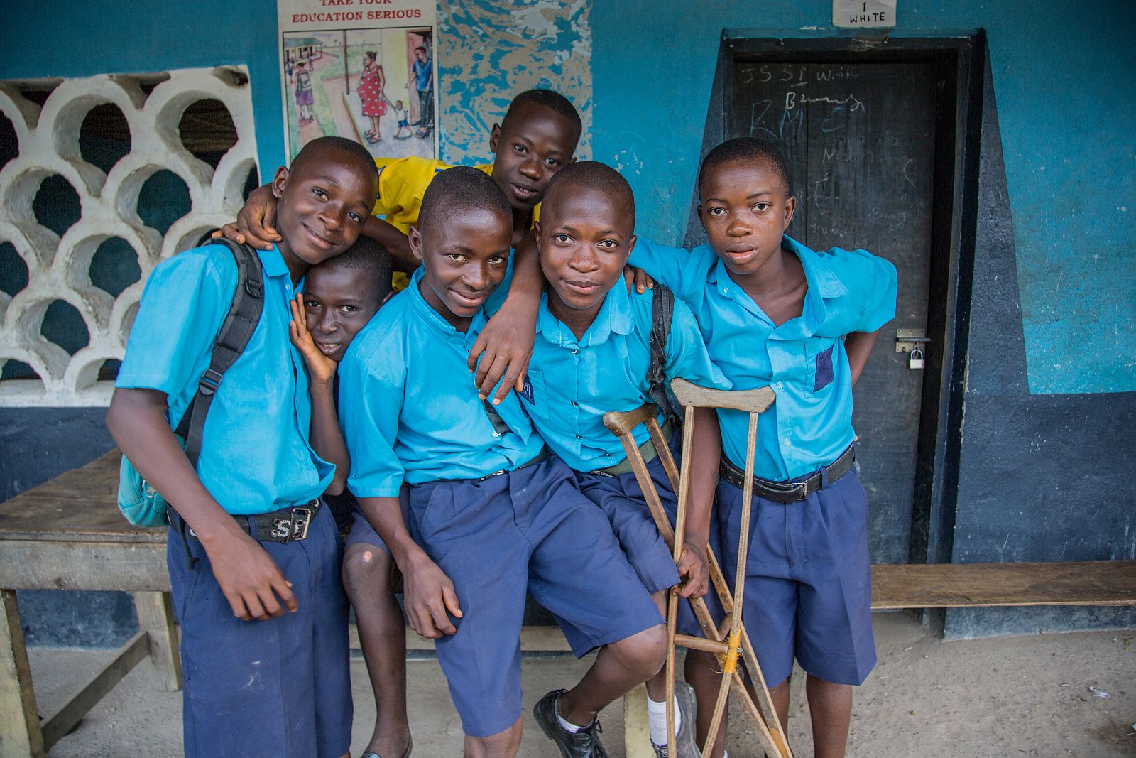 Niños de un colegio de Sierra Leona; la escuela se ha convertido en la principal vía de inclusión de discapacitados