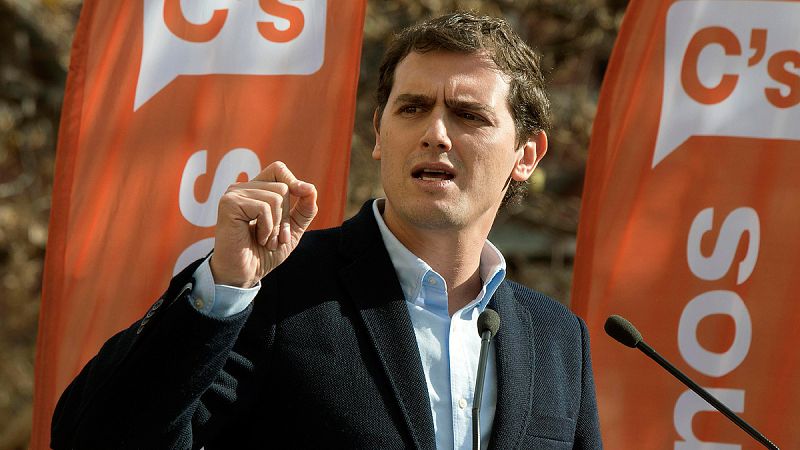 Albert Rivera, durante un mitin en la Plaza Nueva de Granada.