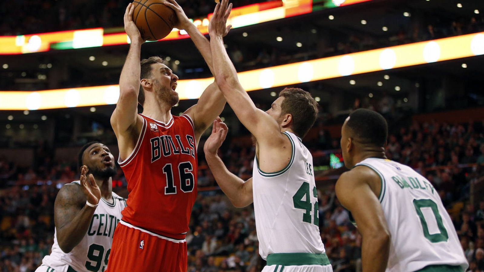 Pau Gasol, en el partido contra los Celtics.
