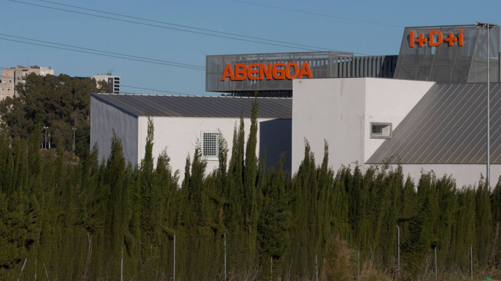 Exterior del complejo de Abengoa Water en Dos Hermanas (Sevilla)