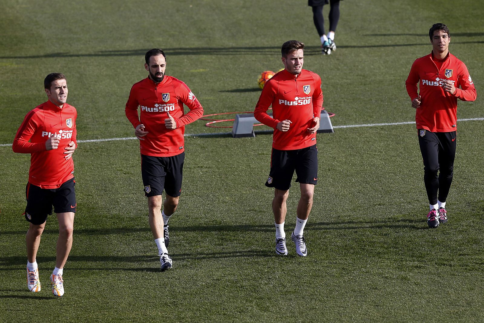 Los jugadores del Atlético de Madrid durante el entrenamiento.