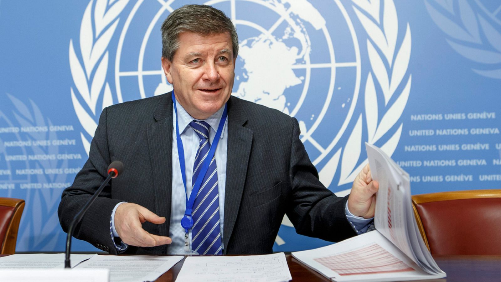 El director general de la OIT, Guy Ryder, durante la presentación del informe Perspectivas Sociales y del Empleo en el Mundo: Tendencias 2016, en la sede europea de Naciones Unidas en Ginebra, Suiza