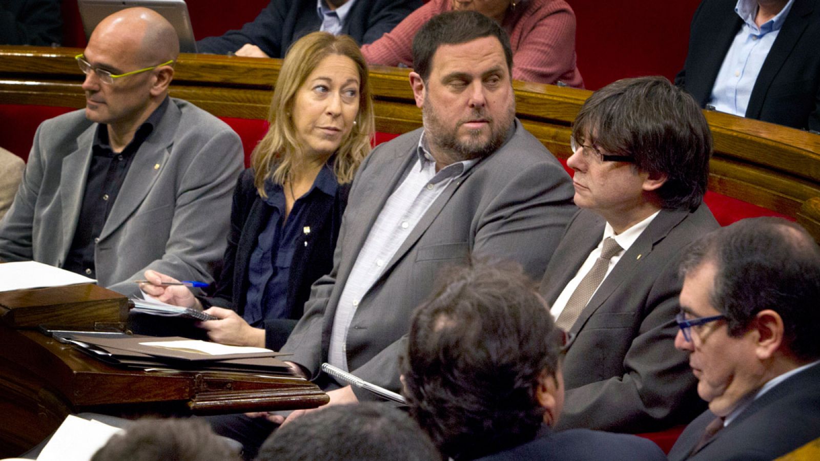 El presidente de la Generalitat, Carles Puigdemont; su vicepresidente, Oriol Junqueras; la consellera de Presidencia, Neus Munté, y el conseller de Asuntos Exteriores, Raül Romeva.