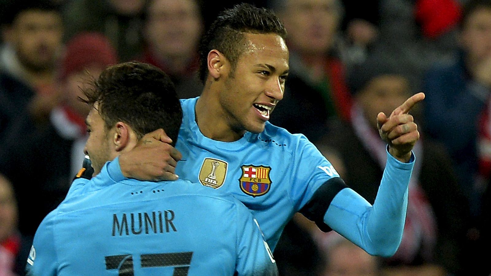 Neymar y Munir celebran el gol del brasileño.